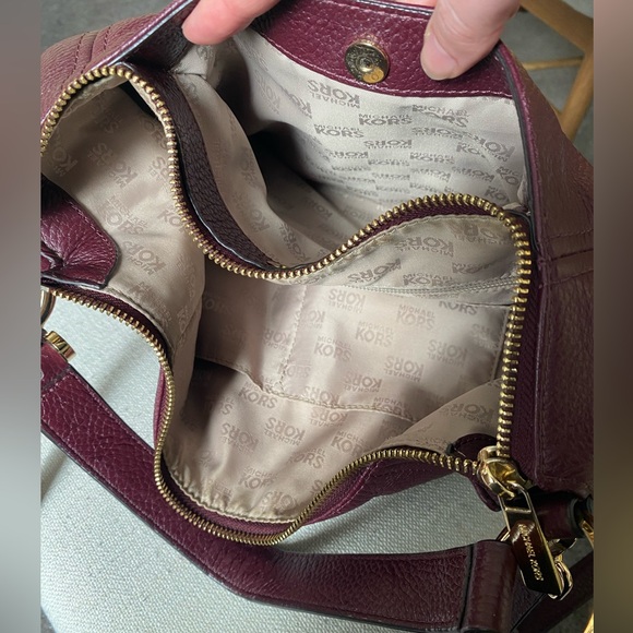 Michael Kors Shoulder Bag - Picture 5 of 6